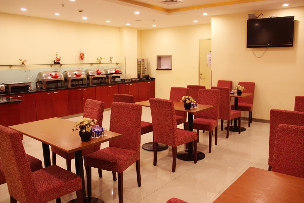 Hanting Express Qingdao South Chongqing Road Экстерьер фото